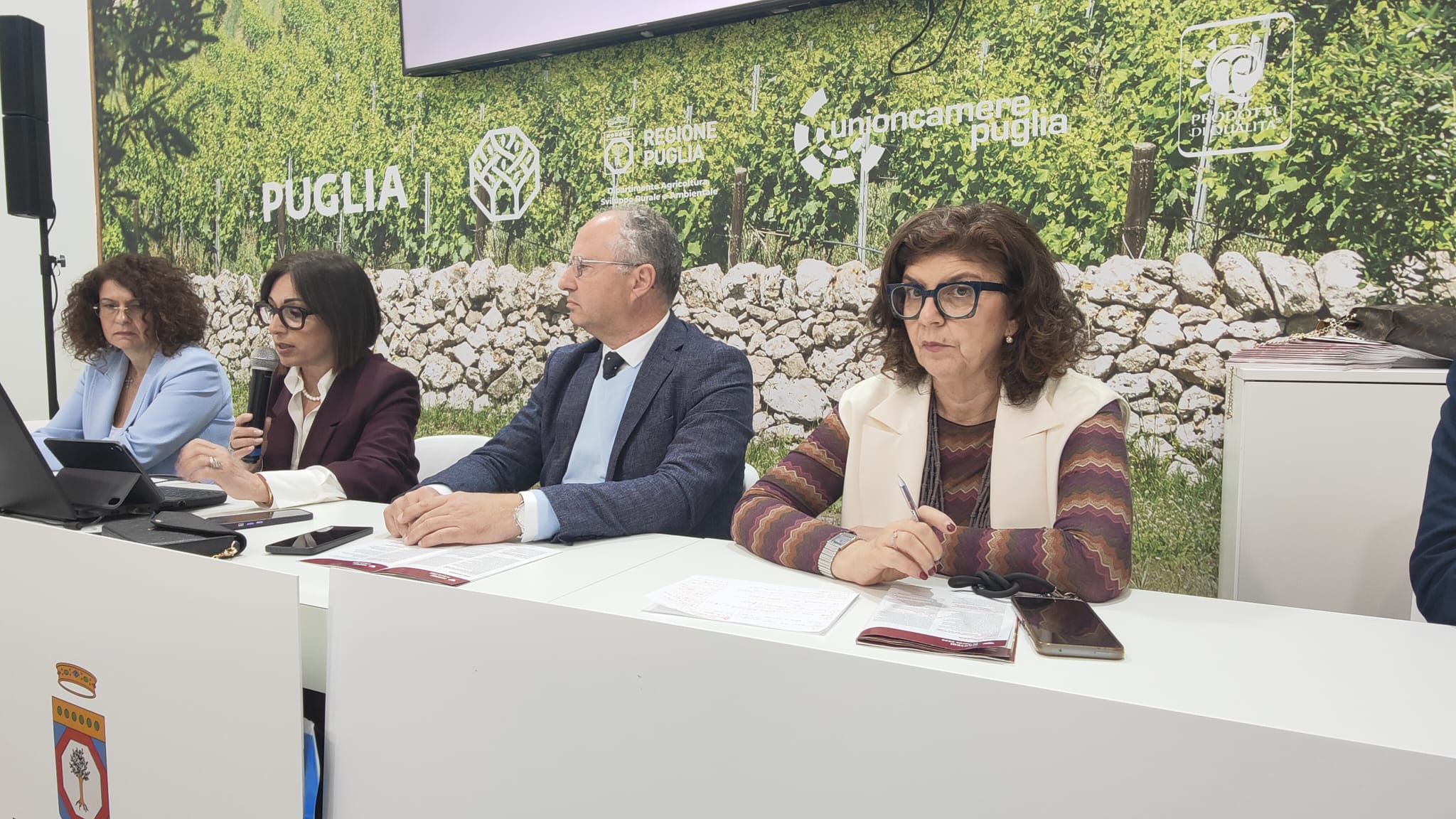 Galleria Puglia al Vinitaly 2026, enoturismo e formazione leve per la crescita del sistema vitivinicolo - Diapositiva 5 di 5