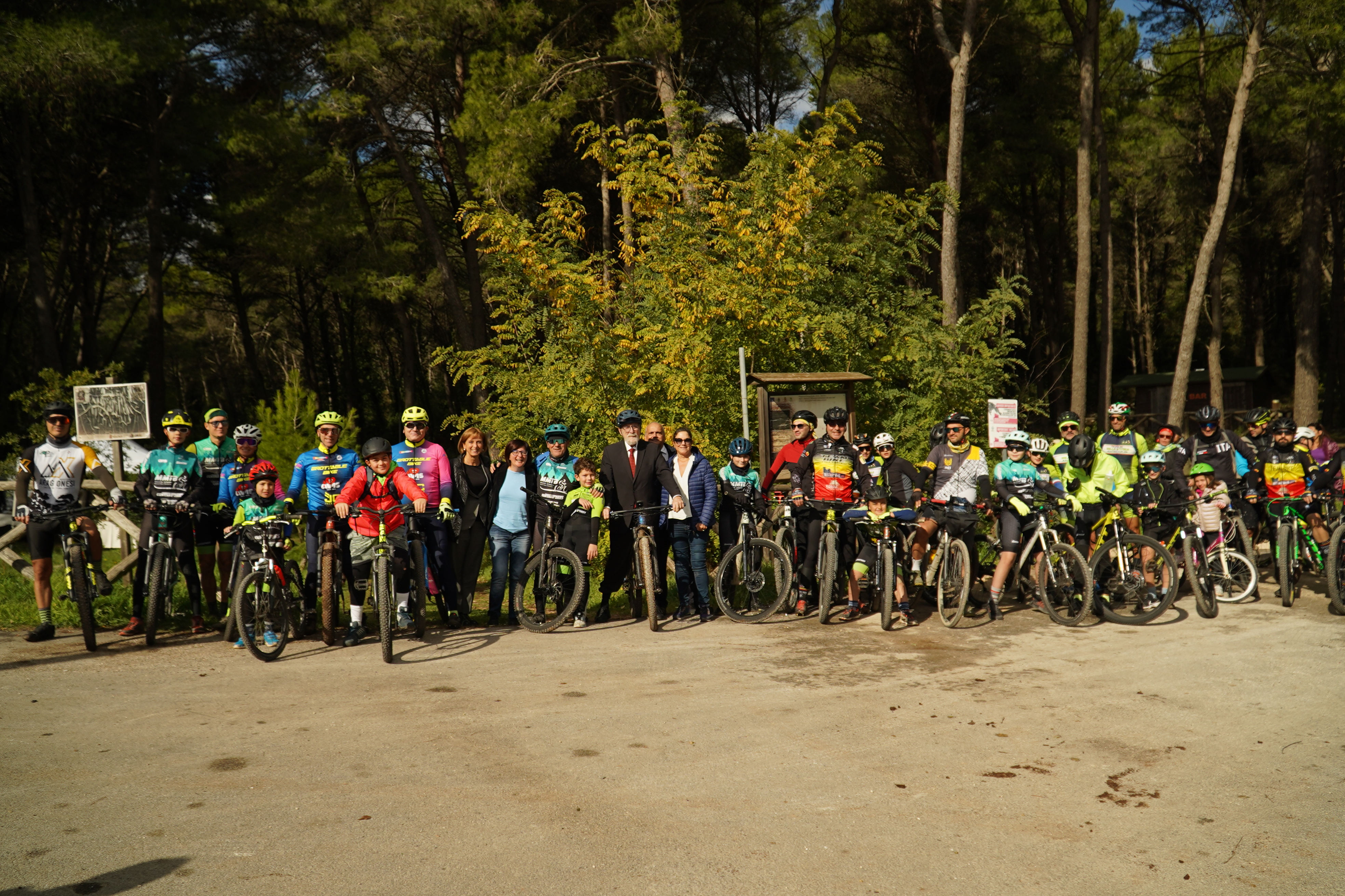 Galleria Cresce la Ciclovia dell’Acquedotto Pugliese, simbolo di sostenibilità e volano di sviluppo - Diapositiva 7 di 15