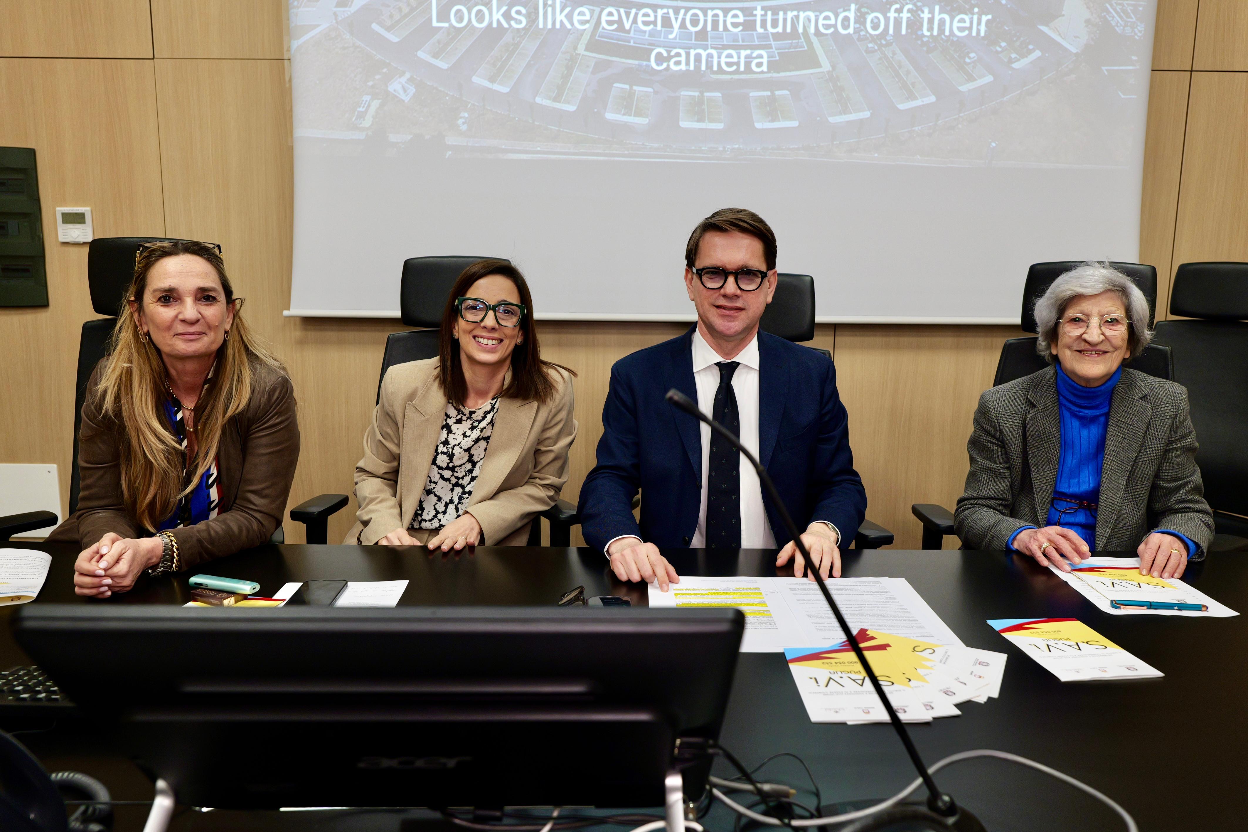 Galleria Presentato il Servizio di Informazione e Assistenza alle Vittime di reato della Regione Puglia - Diapositiva 2 di 5