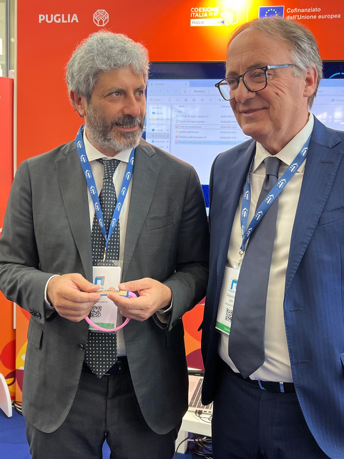 Galleria FORUM PA 2026, L’assessore Sebastiano Leo incontra il ministro Paolo Zangrillo nello stand della Regione Puglia - Diapositiva 1 di 6