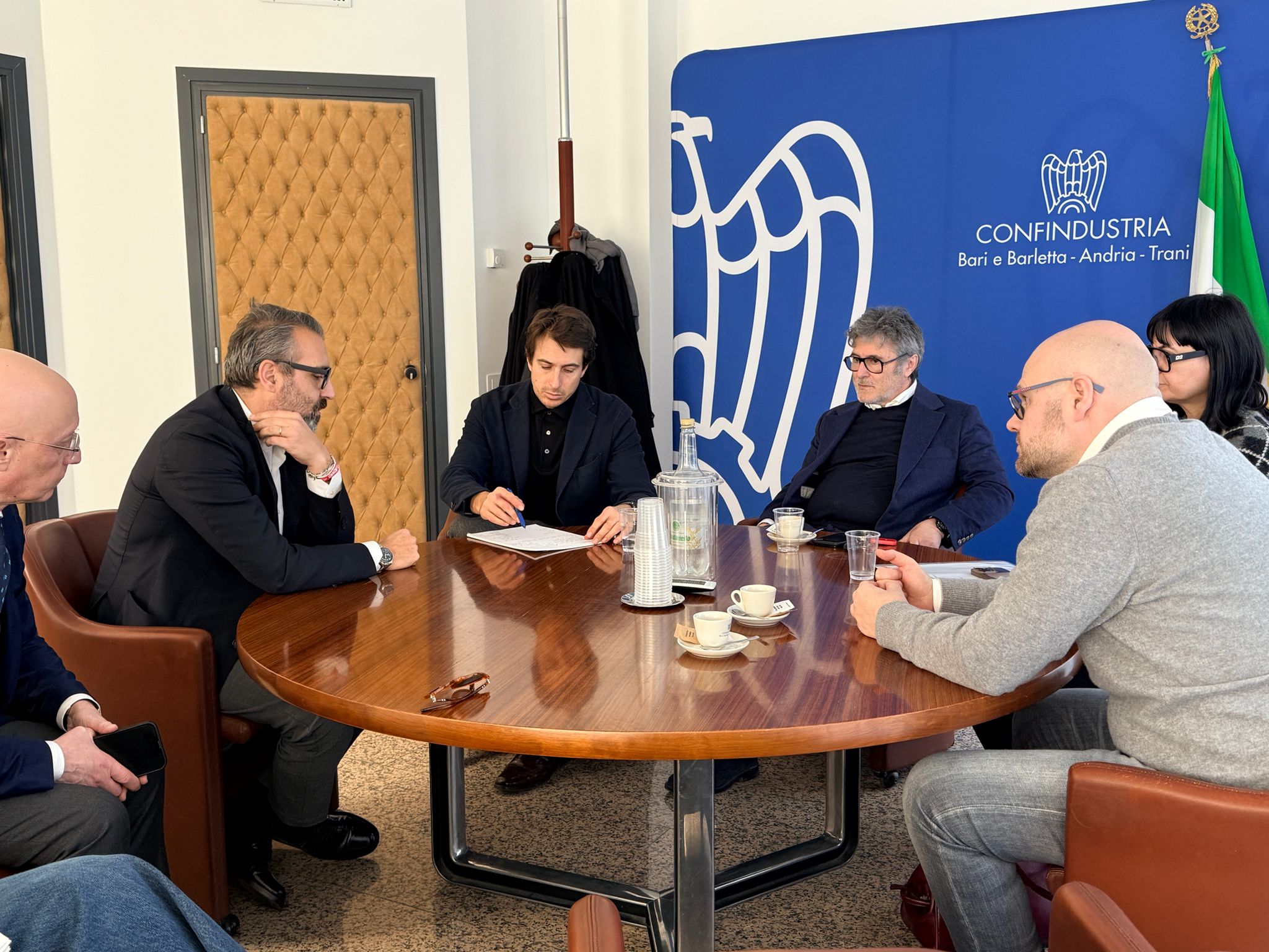 Galleria Lattiero-caseario, confronto tra Regione e imprese di trasformazione. Paolicelli: 