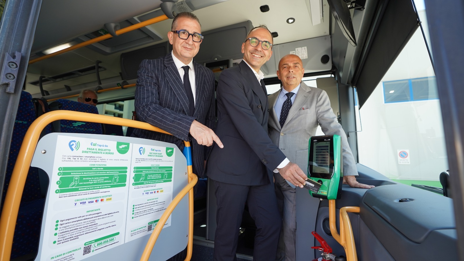 Galleria Assessore Piemontese a presentazione nuovi servizi digitali Ferrovie Appulo Lucane - Diapositiva 2 di 5