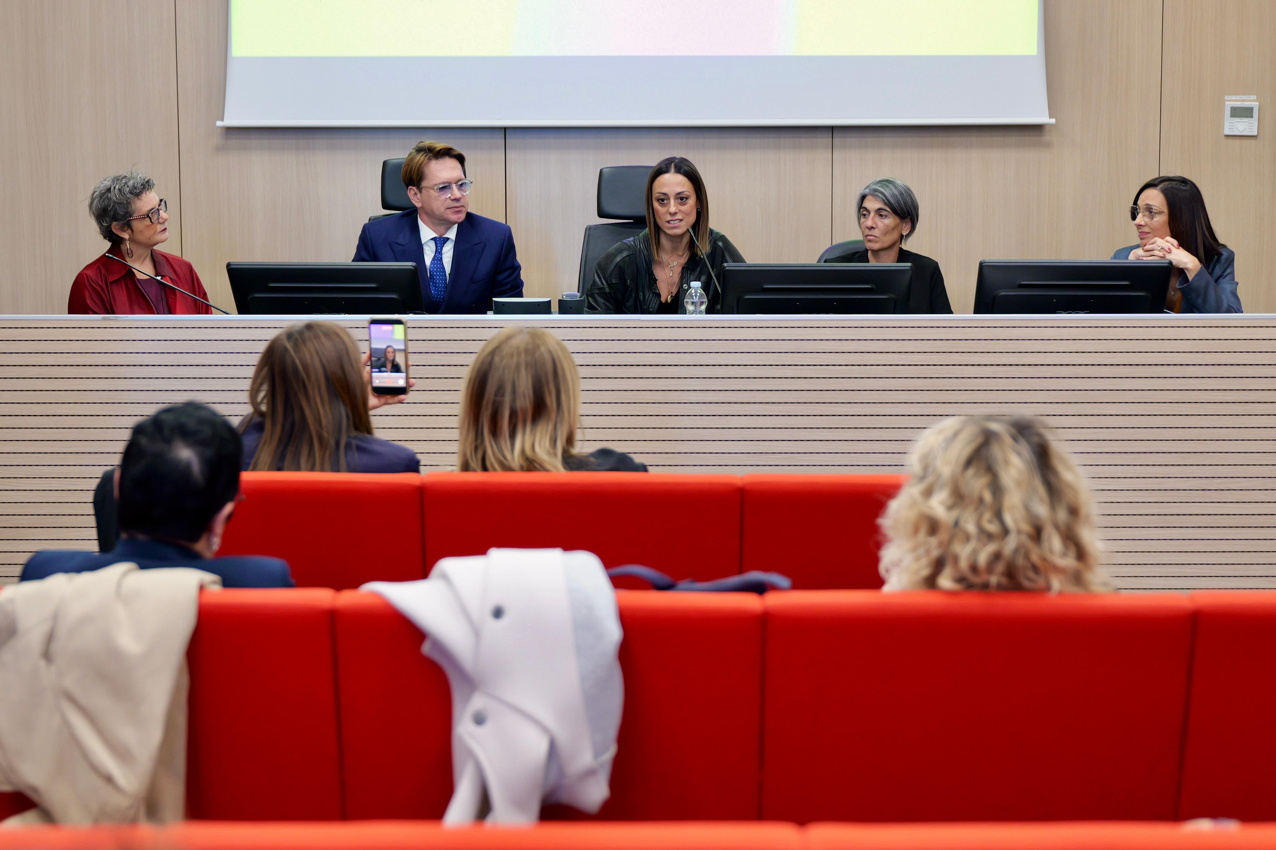 Galleria Scuola d’Amore, dalla Regione sostegno a progetti universitari di educazione all’affettività - Diapositiva 5 di 9