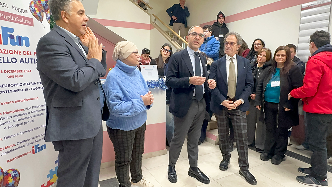 Galleria Piemontese all’inaugurazione dello Sportello Autismo a Foggia - Diapositiva 2 di 3